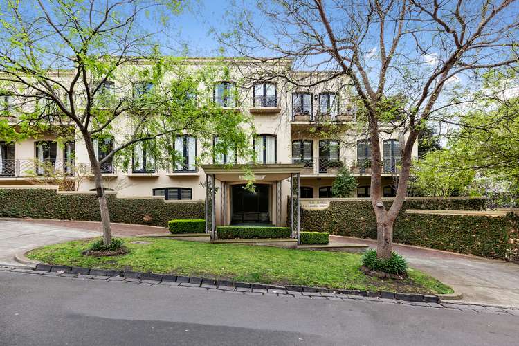 Main view of Homely apartment listing, Apartment 4/2-4 Lansell Court, Toorak VIC 3142