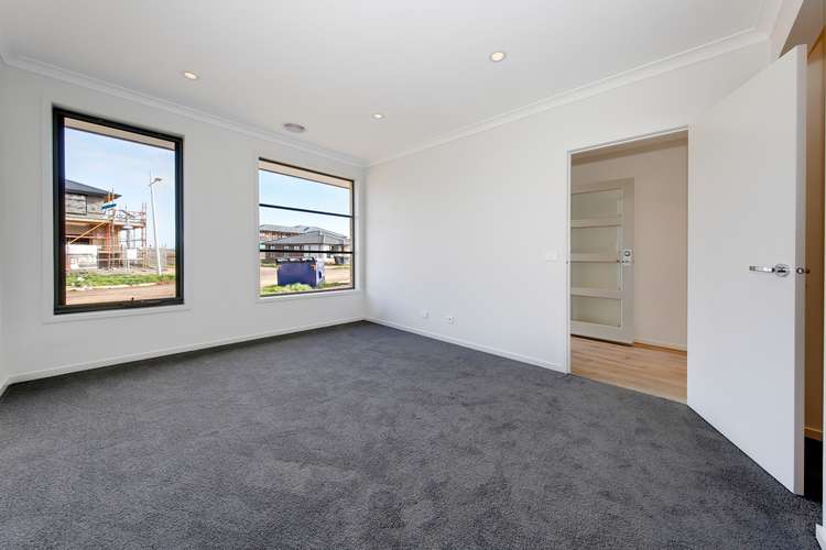 Second view of Homely house listing, 8 Wonderland  Road, Werribee VIC 3030
