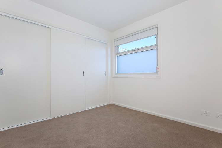 Fourth view of Homely apartment listing, 5/299-305 Victoria Road, Thornbury VIC 3071