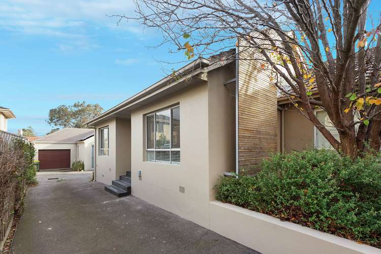 Main view of Homely unit listing, 2/154 Ford Street, Ivanhoe VIC 3079