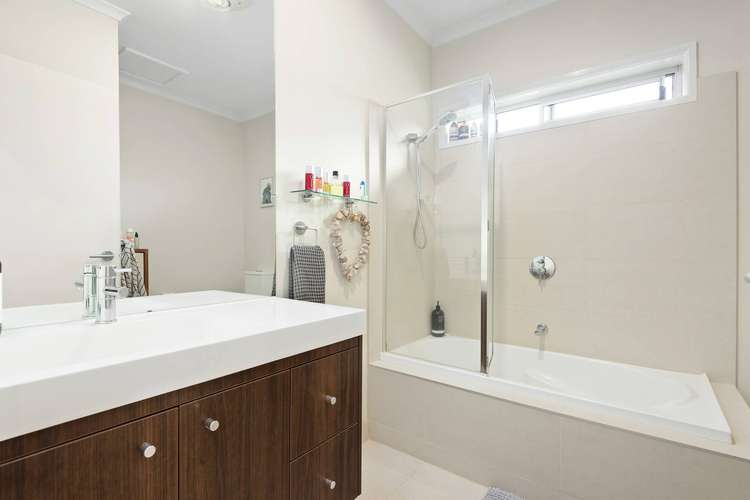 Fifth view of Homely unit listing, 2/154 Ford Street, Ivanhoe VIC 3079
