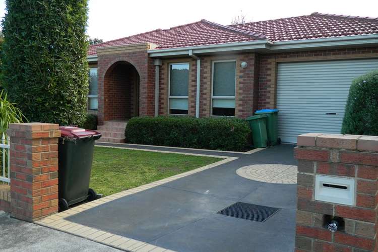 Main view of Homely unit listing, 1/10 Kirk Street, Ringwood VIC 3134