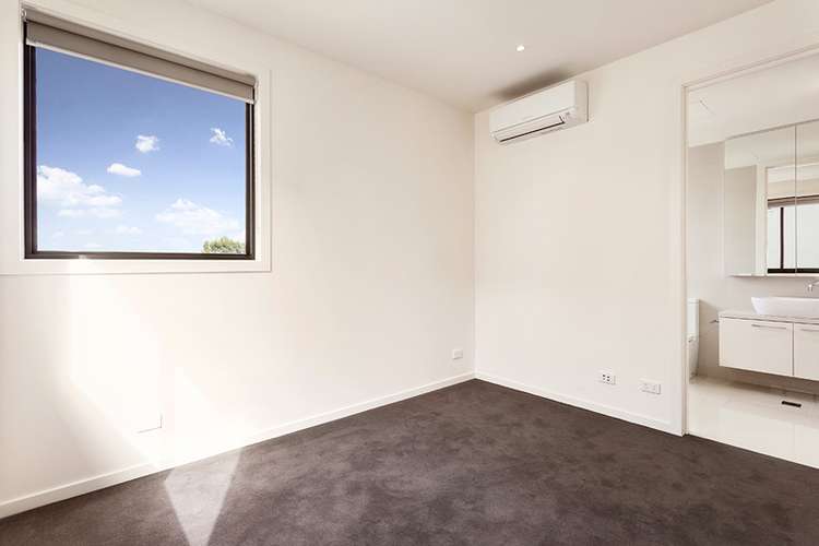 Fourth view of Homely apartment listing, 205/127 Murray Street, Caulfield VIC 3162