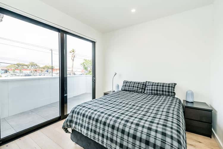 Fifth view of Homely apartment listing, 204/21-25 NIcholson Street, Bentleigh VIC 3204