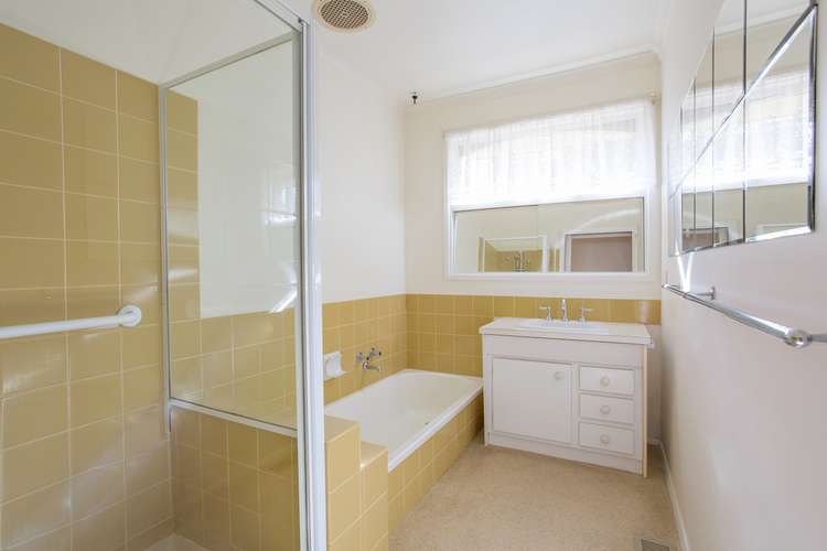 Fourth view of Homely house listing, 24 Windsor Avenue, Alfredton VIC 3350