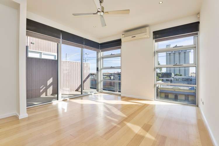 Fourth view of Homely townhouse listing, 128 Dryburgh Street, North Melbourne VIC 3051
