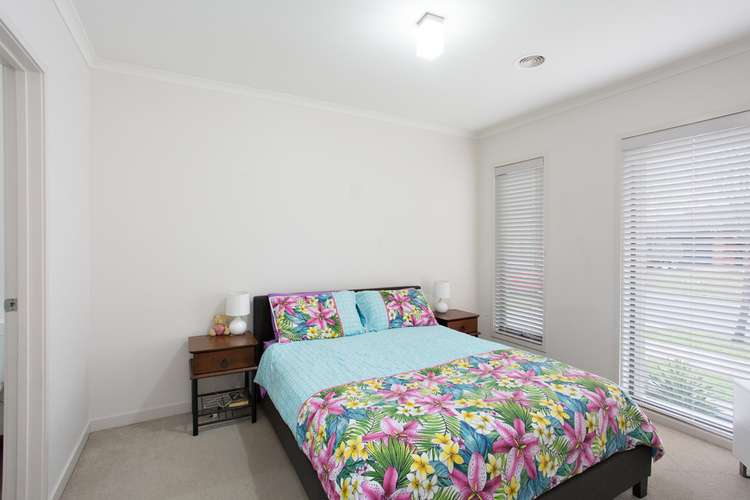 Fifth view of Homely house listing, 19 Carbine Drive, Alfredton VIC 3350