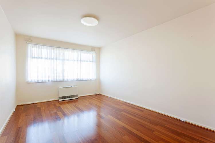 Second view of Homely apartment listing, 5/11 Brentwood Street, Bentleigh VIC 3204