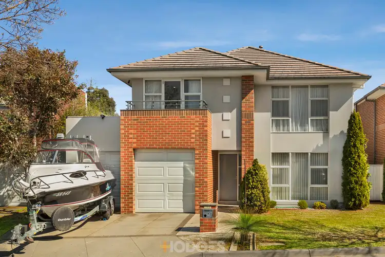 27 Birkdale Avenue, Heatherton VIC 3202