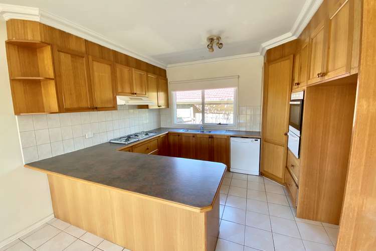 Third view of Homely townhouse listing, 1/162 Kambrook Road, Caulfield VIC 3162