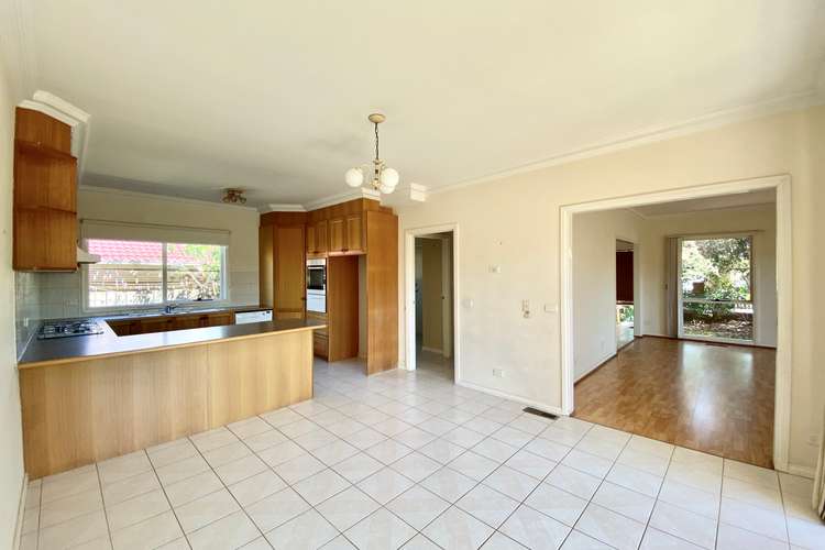 Fourth view of Homely townhouse listing, 1/162 Kambrook Road, Caulfield VIC 3162