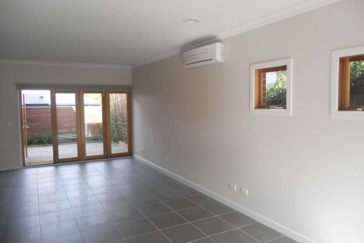 Fourth view of Homely townhouse listing, 1/310 High Street Road, Mount Waverley VIC 3149