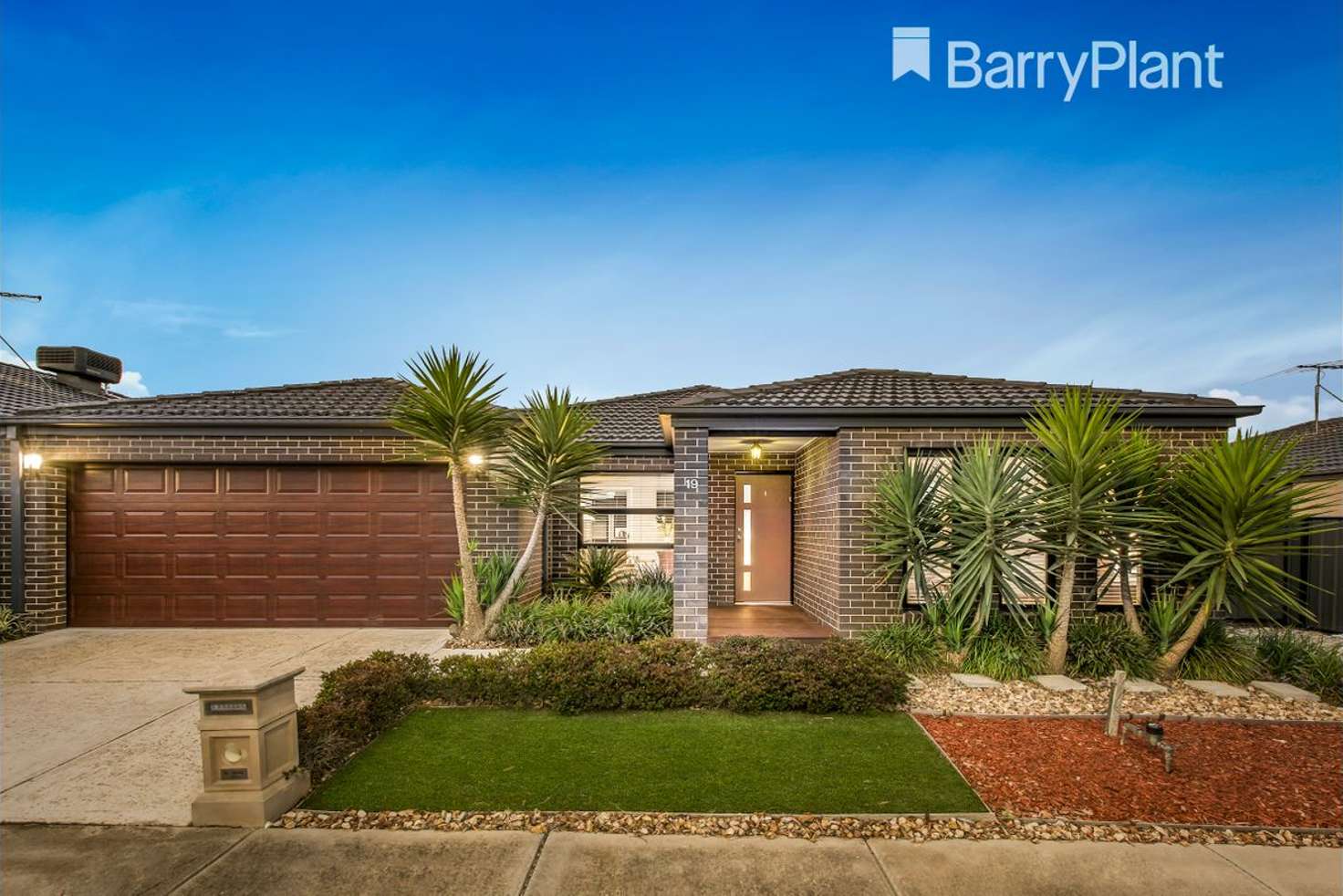 Main view of Homely house listing, 19 Kinnear Avenue, Tarneit VIC 3029