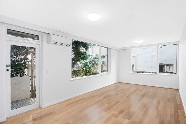 Main view of Homely apartment listing, 4/31 Dickens Street, Elwood VIC 3184