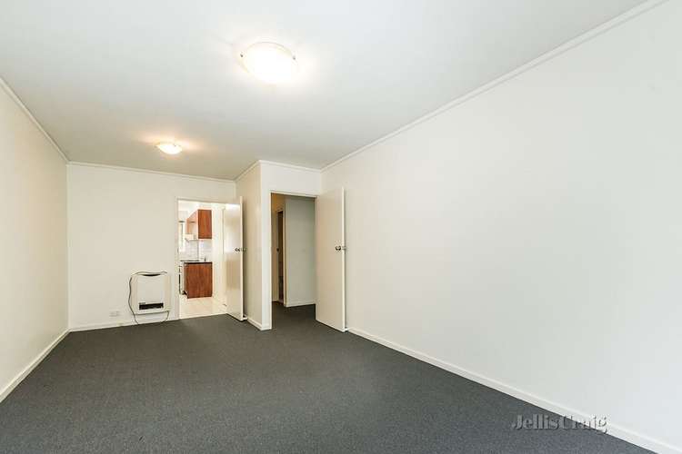 Third view of Homely apartment listing, 2/207 Charman Road, Cheltenham VIC 3192