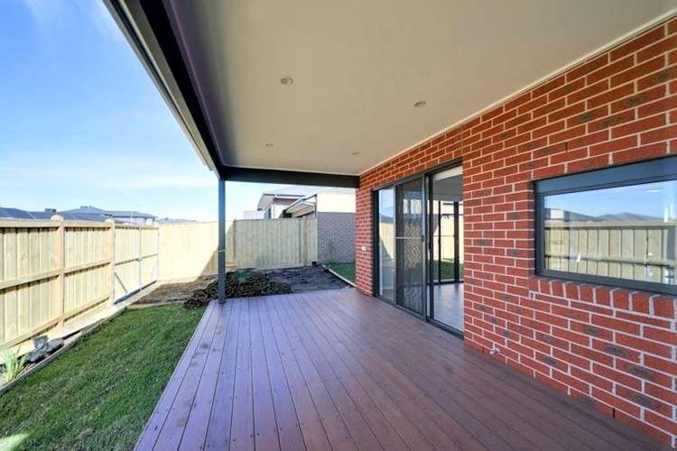 Fifth view of Homely house listing, 117 Thoroughbred Drive, Clyde North VIC 3978