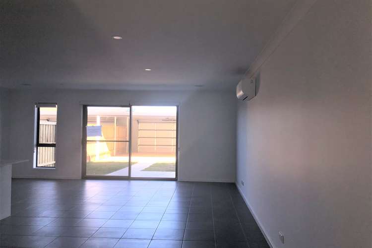 Fourth view of Homely townhouse listing, 13 Pandan  Walk, Manor Lakes VIC 3024