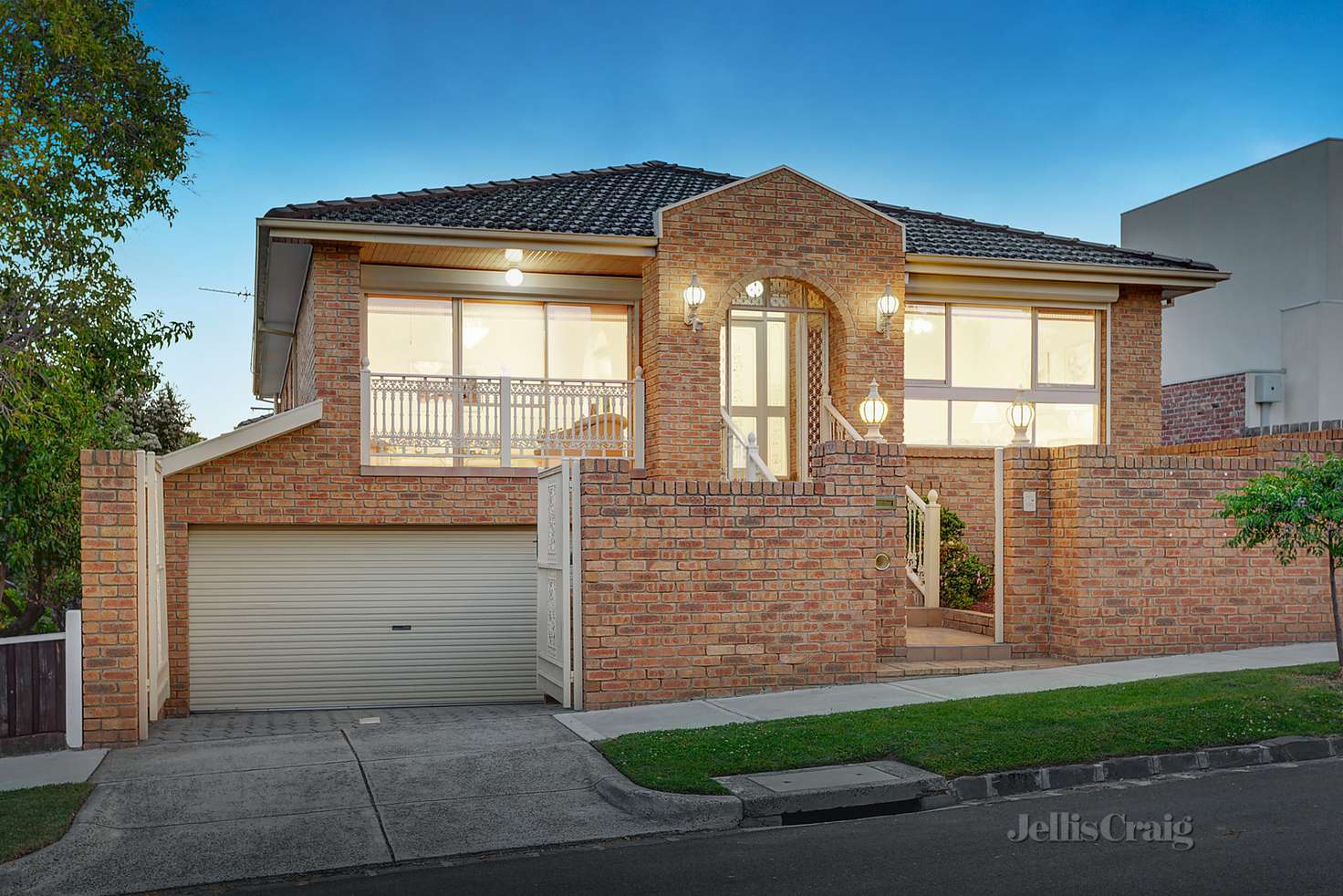Main view of Homely townhouse listing, 1/10 Wahroongaa Road, Murrumbeena VIC 3163