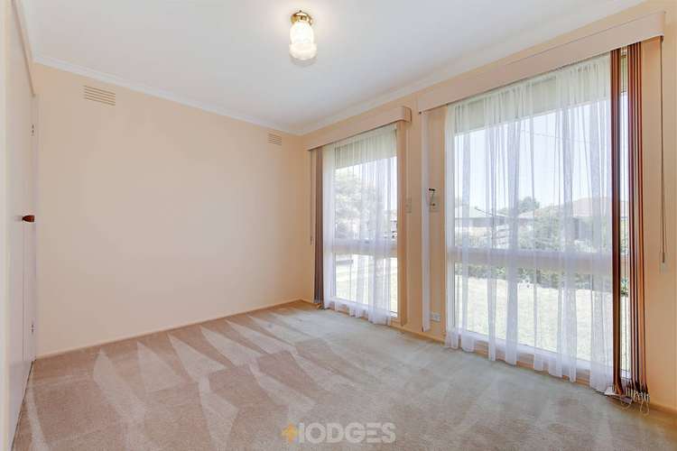 Seventh view of Homely house listing, 13 Somerset Close, Werribee VIC 3030