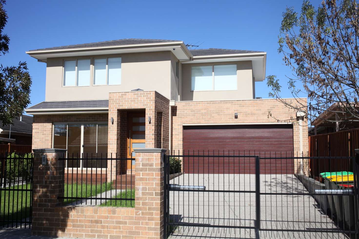 Main view of Homely townhouse listing, 1/22 Castles Road, Bentleigh VIC 3204