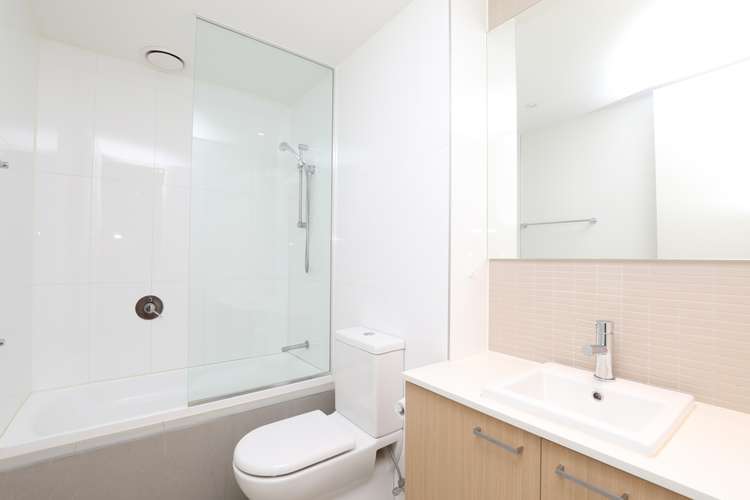 Fifth view of Homely apartment listing, 105/22 Warleigh Grove, Brighton VIC 3186