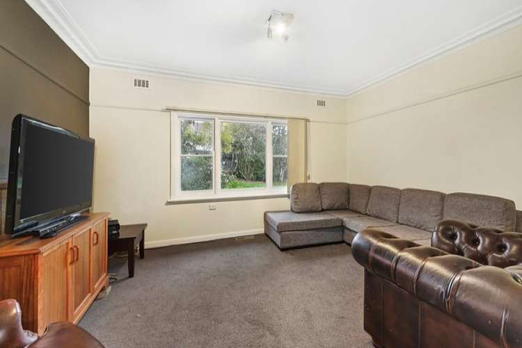 Second view of Homely house listing, 2/7 Millicent Street, Rosanna VIC 3084