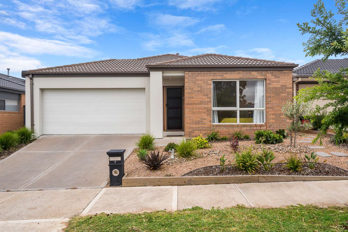 Main view of Homely house listing, 7 Landing Avenue, Doreen VIC 3754