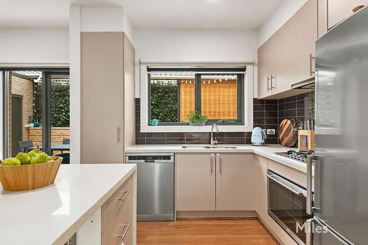 Fifth view of Homely apartment listing, 2/5 Vine Street, Heidelberg VIC 3084