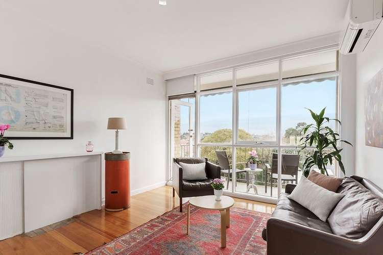 Third view of Homely apartment listing, 10/26 Hawthorn Glen, Hawthorn VIC 3122