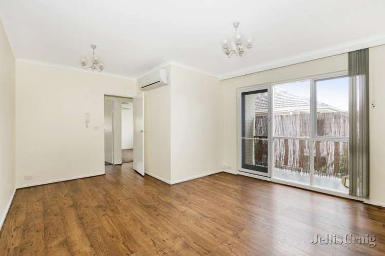 Main view of Homely apartment listing, 10/33-35 Toolambool Road, Carnegie VIC 3163