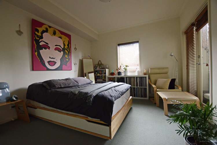 Fifth view of Homely apartment listing, 5/8-32 Howlett  Street, Kensington VIC 3031