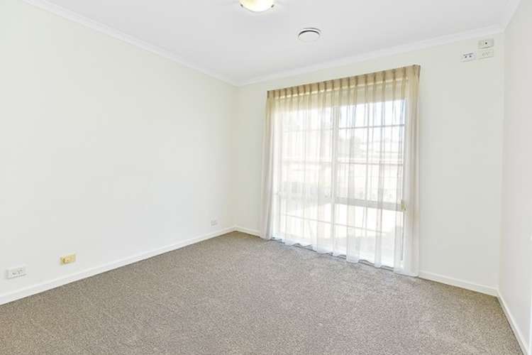 Fifth view of Homely unit listing, 2/140 Lebanon  Street, Strathmore VIC 3041