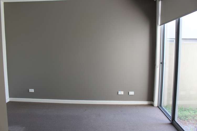 Fourth view of Homely apartment listing, 2/1245 Burke Road, Kew East VIC 3102