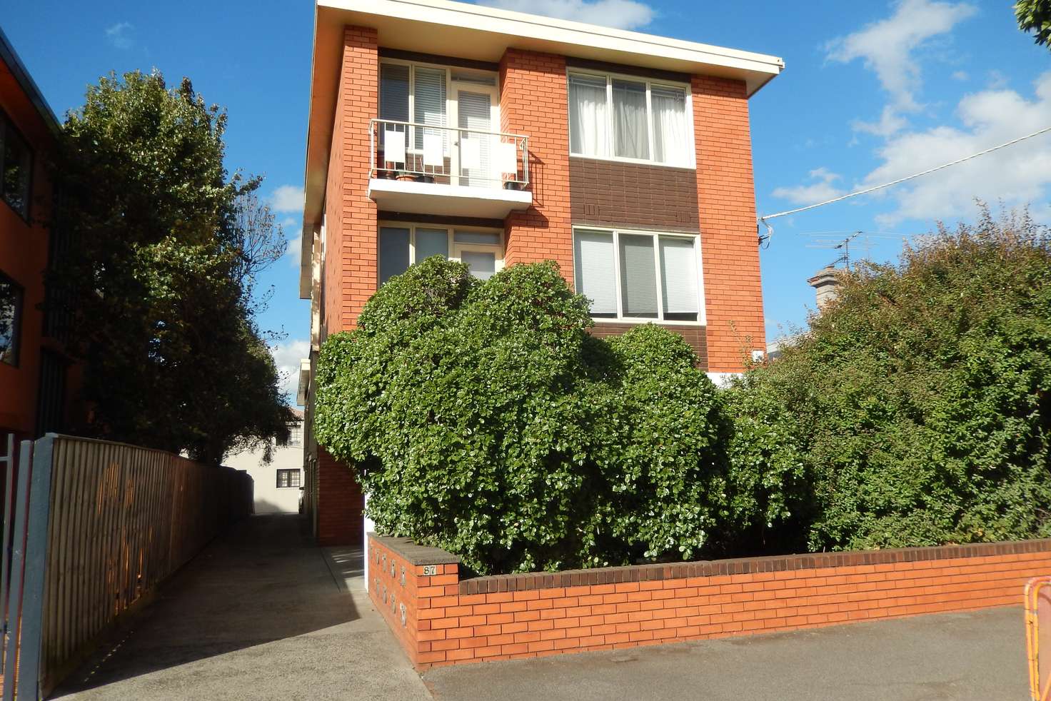 Main view of Homely flat listing, 2/87 Merton Street, Albert Park VIC 3206