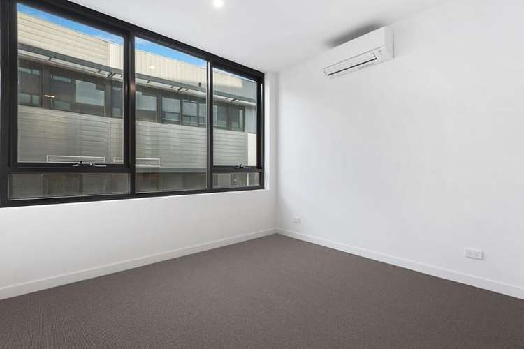 Fifth view of Homely apartment listing, 3.05/68-72 Cape Street, Heidelberg VIC 3084