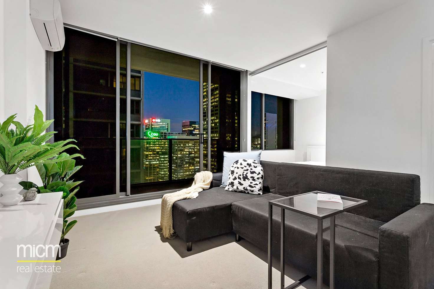 Main view of Homely apartment listing, 3802/639 Lonsdale Street, Melbourne VIC 3000