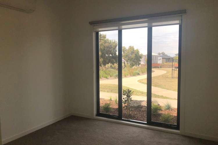 Fifth view of Homely unit listing, 12 Lefroy  Walk, Wollert VIC 3750