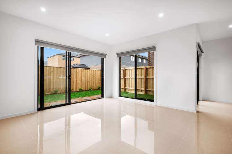 Third view of Homely unit listing, 16 Conjola Way, Wollert VIC 3750