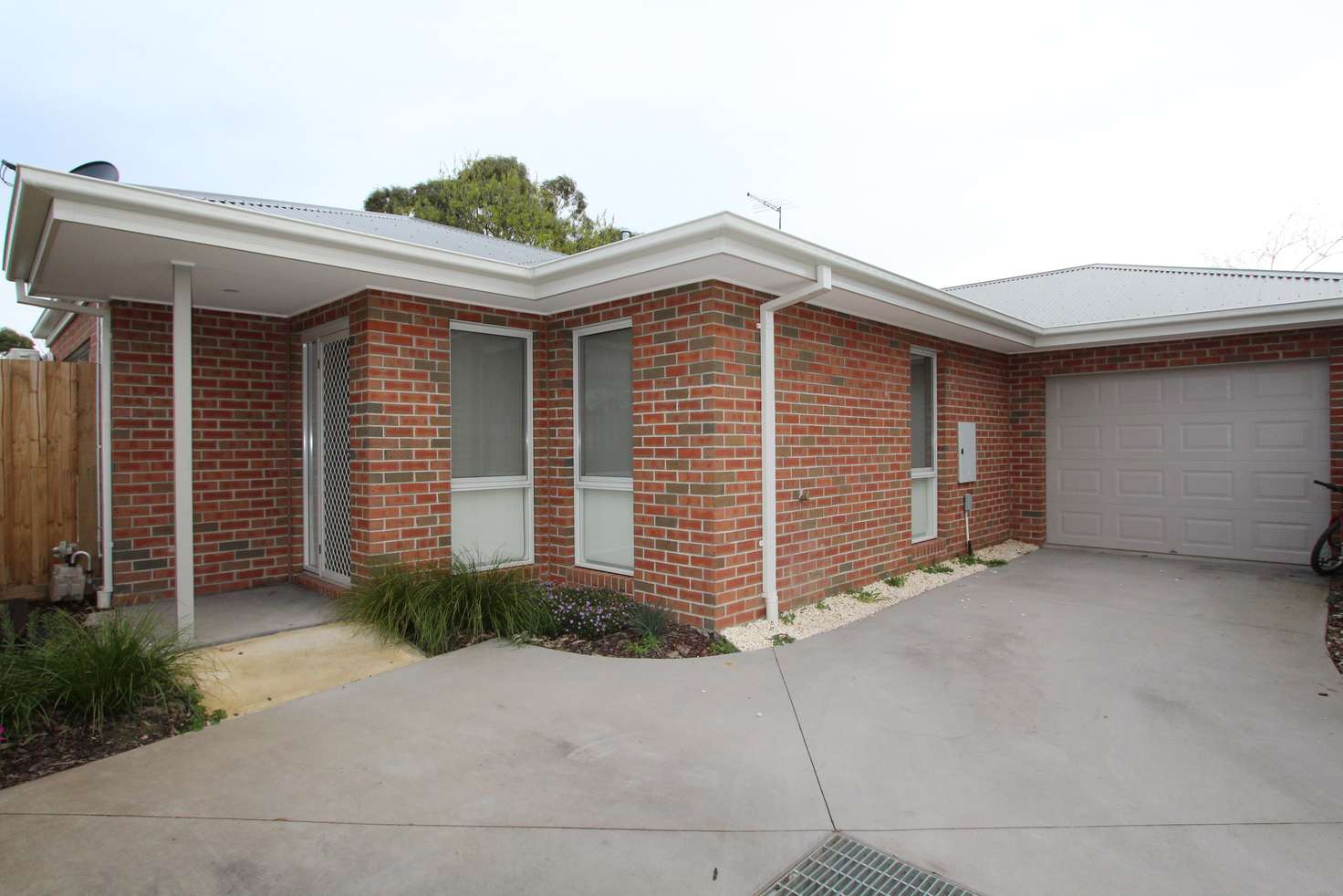 Main view of Homely house listing, 2/9 Georgia Court, Ferntree Gully VIC 3156