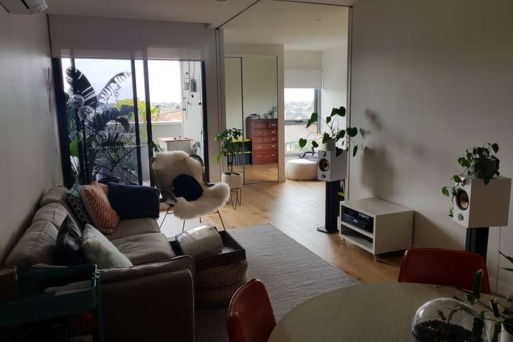 Second view of Homely unit listing, 203/11 Horizon  Drive, Maribyrnong VIC 3032