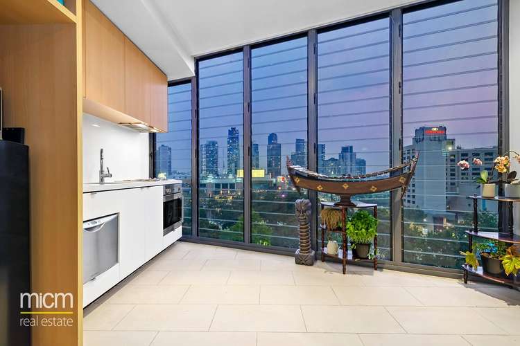 Third view of Homely apartment listing, 906/565 Flinders Street, Melbourne VIC 3000