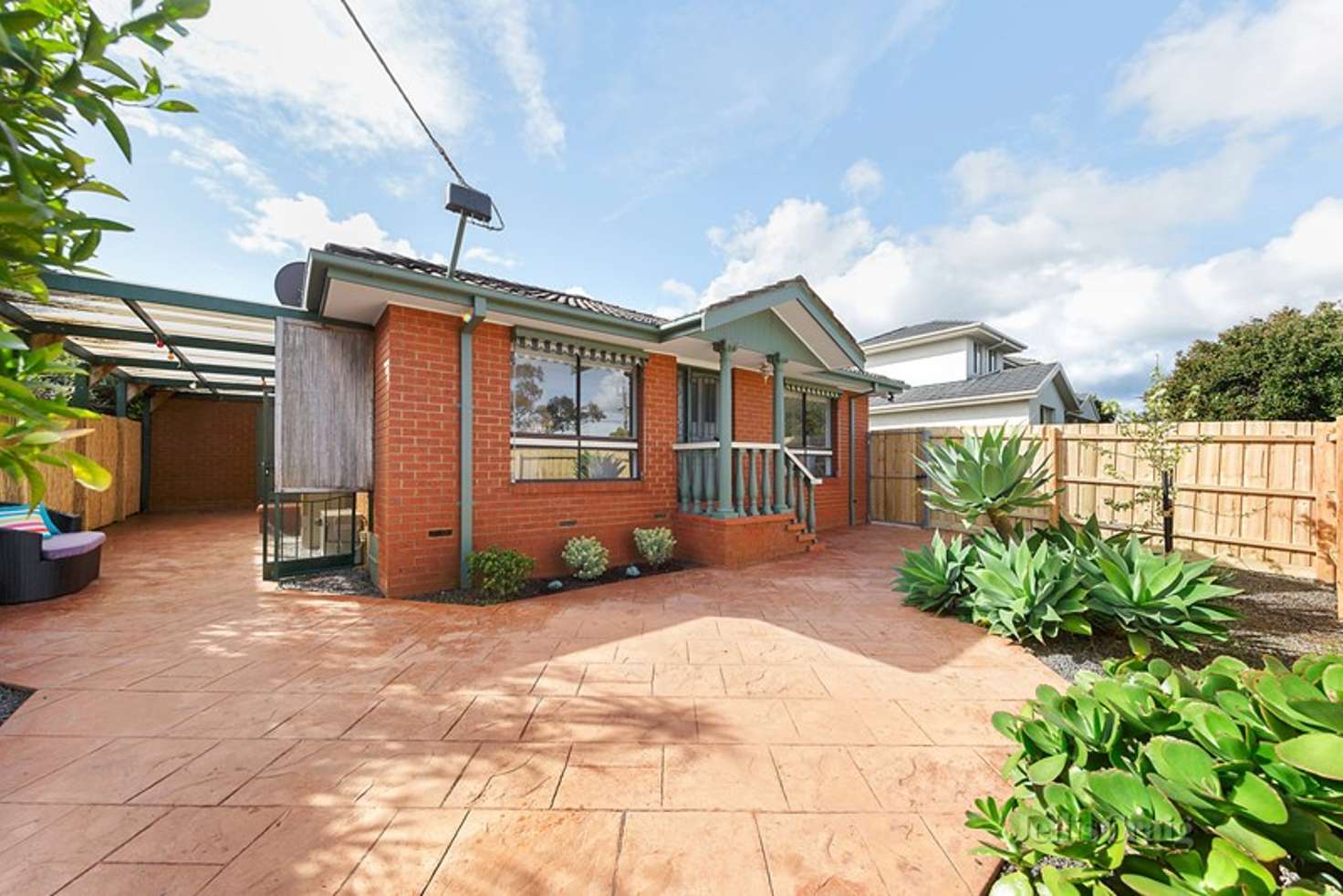 Main view of Homely unit listing, 1/139 Waverley Road, Chadstone VIC 3148