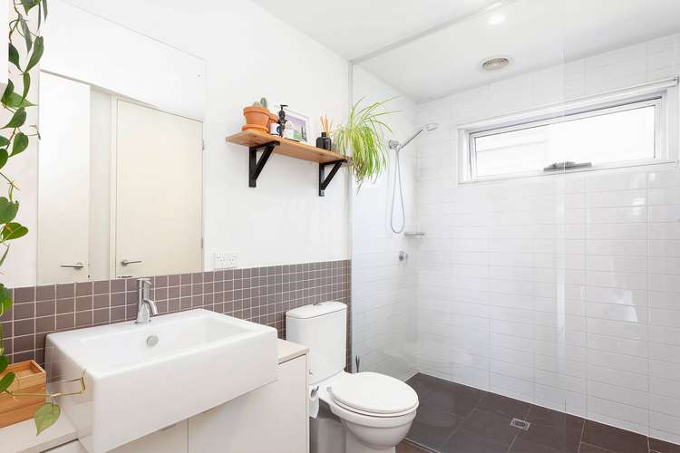 Fifth view of Homely apartment listing, 6/521 St Kilda Street, Elwood VIC 3184