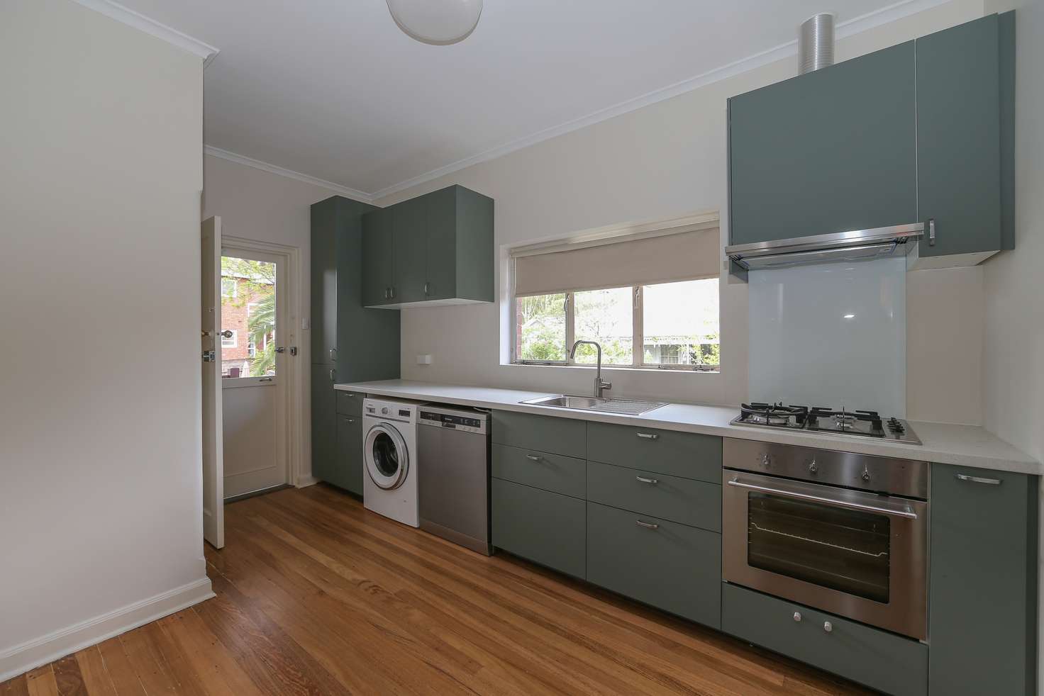 Main view of Homely unit listing, 4/17 View Street, Hawthorn VIC 3122