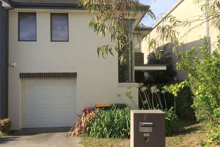 21 Ardenne Close, Burwood VIC 3125