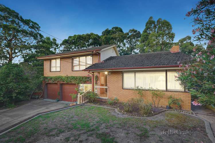 7 Apple Court, Burwood East VIC 3151