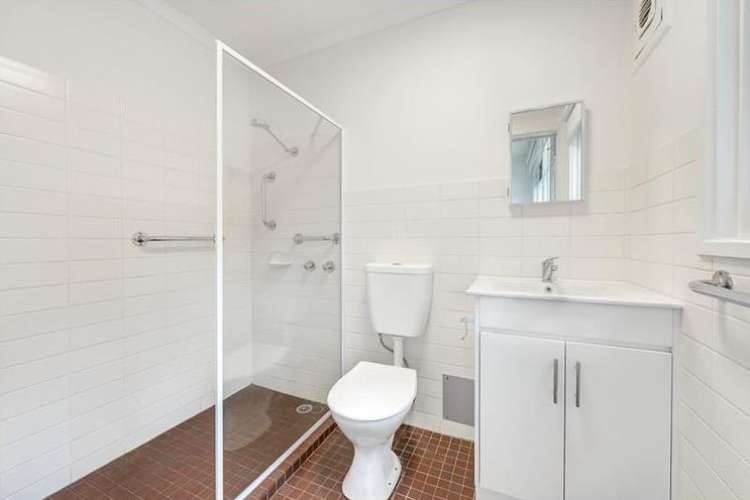 Fifth view of Homely apartment listing, 8/160 - 162 Waterdale Road, Ivanhoe VIC 3079
