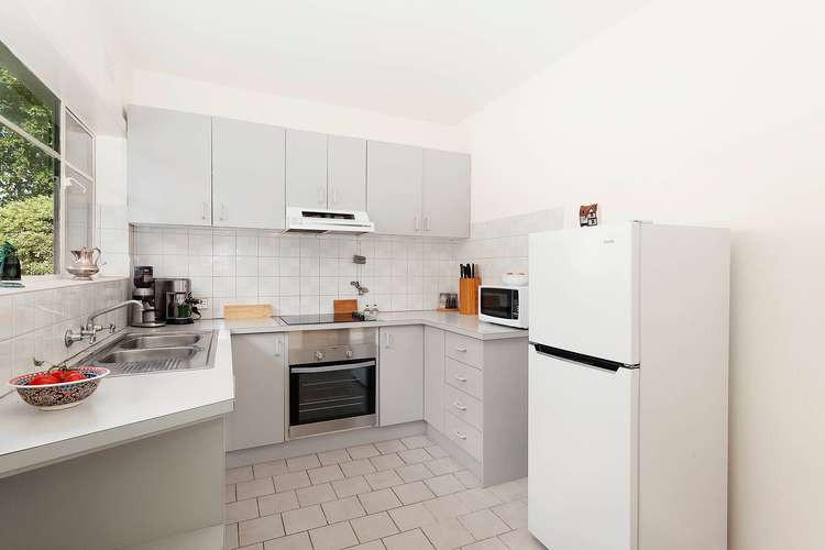 Third view of Homely apartment listing, 4/93 Mitford Street, Elwood VIC 3184