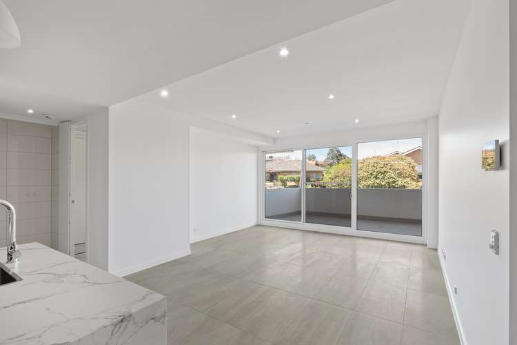 Fourth view of Homely apartment listing, 102/1065 Heidelberg  Road, Ivanhoe VIC 3079