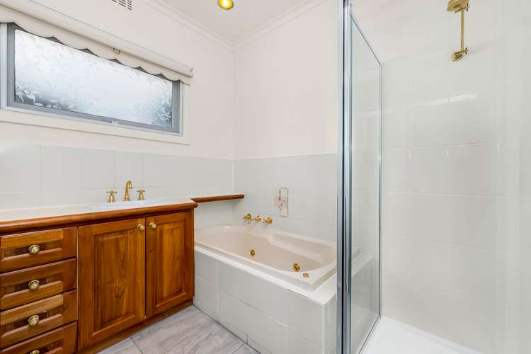Fifth view of Homely house listing, 15 Pamay Road, Mount Waverley VIC 3149